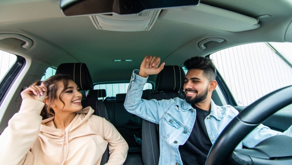 As Melhores Músicas para Testar e Apreciar Seu Sistema de Som Automotivo